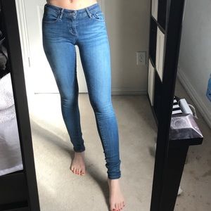 711 Skinny Blue Levi Jeans